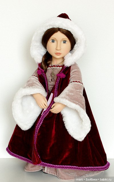 Matilda A Girl for All Time - плащ и бальное платье (фото 2)