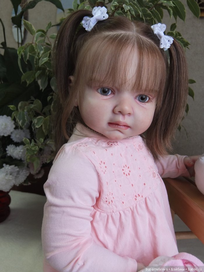 Смотрите, какое платьице,правда,оно вам нравится? Правда, я очень красиво одета в платье СИРЕНИ цвета