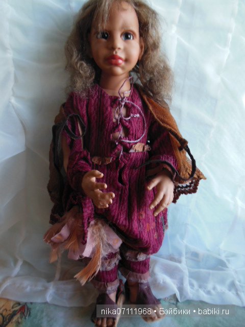 Priyanka by Martha Pineiro