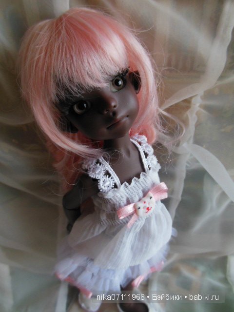 Ну вот: и моя ОрЕшенка ко мне приехала. Kaye Wiggs Dark tan Nutmeg