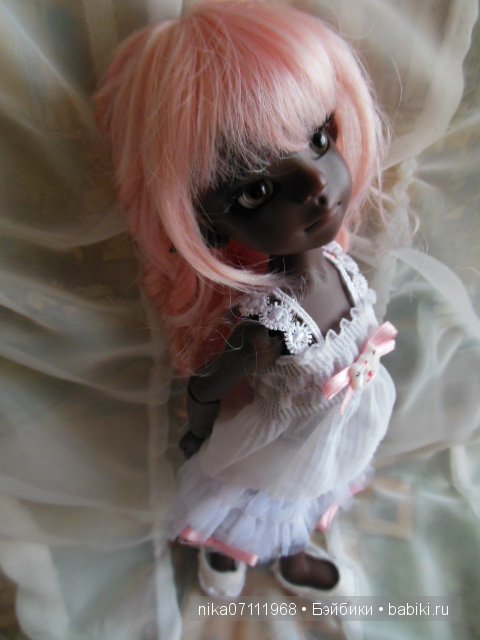 Ну вот: и моя ОрЕшенка ко мне приехала. Kaye Wiggs Dark tan Nutmeg