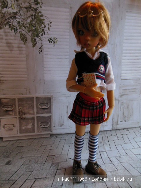 Лайлочка - ученица. Layla от K.Wiggs