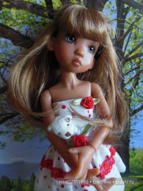 Tilli tan humen by Kaye Wiggs