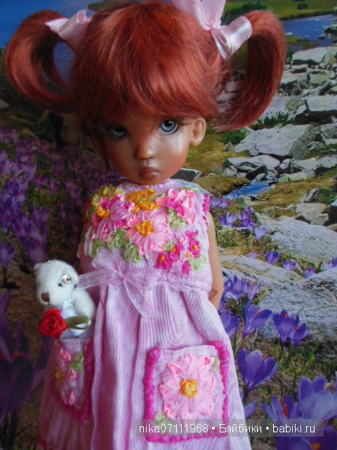 Tilli tan humen by Kaye Wiggs