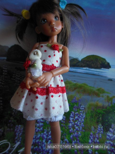 Tilli tan humen by Kaye Wiggs