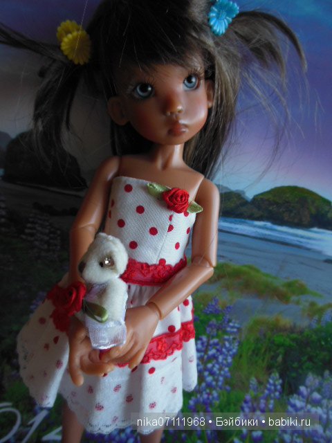 Tilli tan humen by Kaye Wiggs