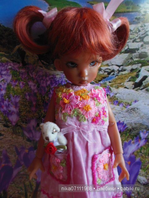 Tilli tan humen by Kaye Wiggs