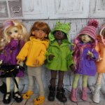Малыши собрались погулять .. Ничего не забыли ? Куклы Кайе Виггз