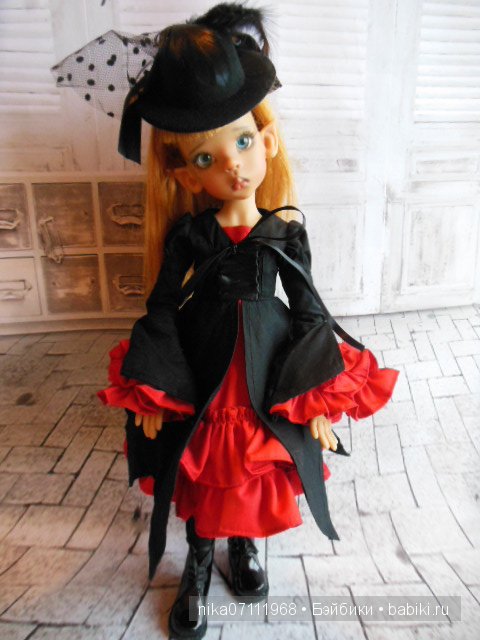 Лайлочка может быть и такой