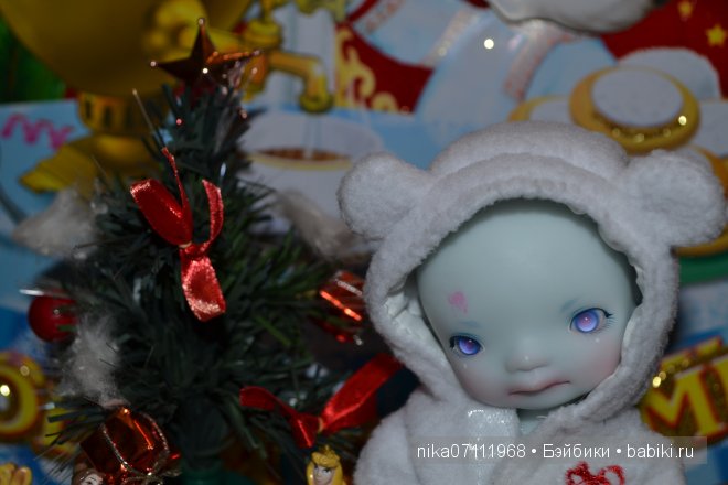 Как Поль готовится к Новому году (Enyo blue by Irrealdoll)