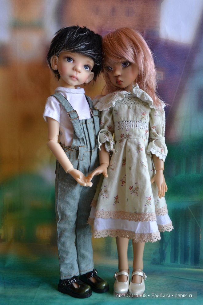 Мальчик с девочкой дружил. Maurice by Kaye Wiggs