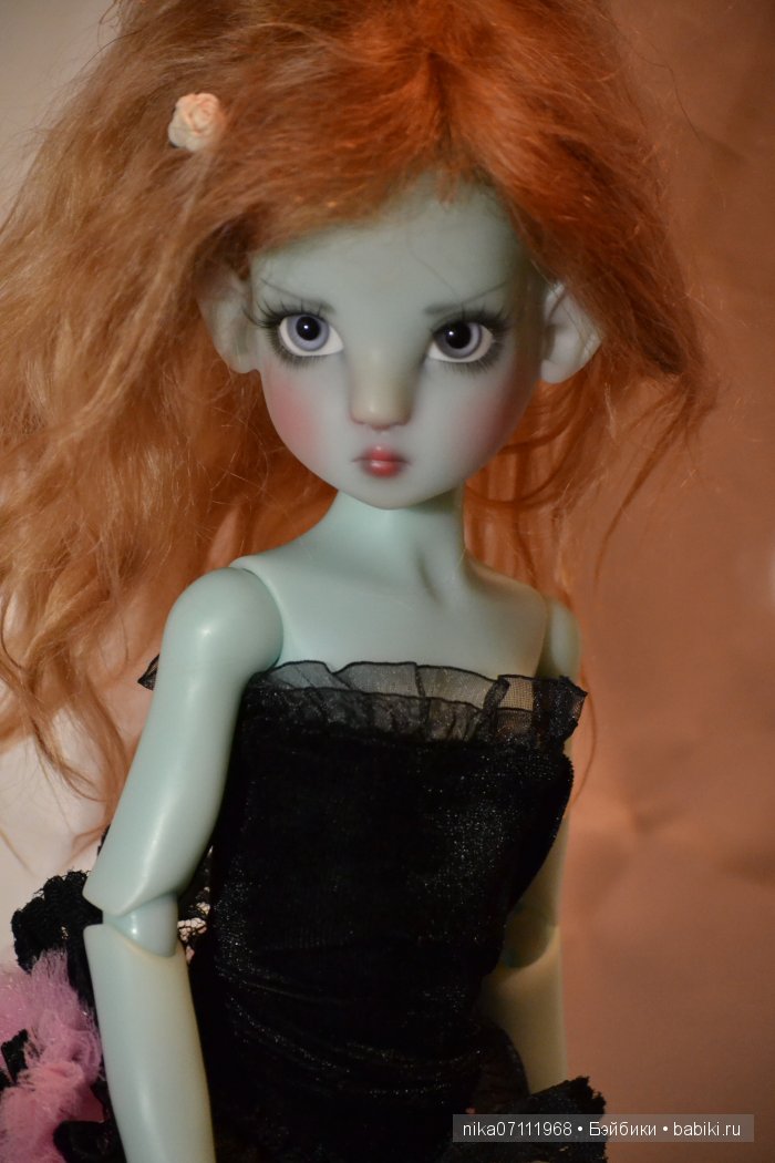 Кошечка, Blue Koneko, Kaye Wiggs