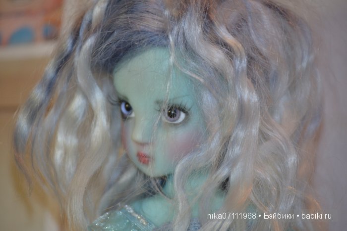 Кошечка, Blue Koneko, Kaye Wiggs