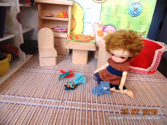 Айкин мастер класс - кроватка для куклы из корзиночки (фото 3)