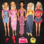 «Эффект насмотренности» или 200 фирменных кукольных нарядов