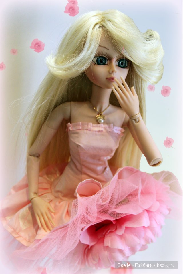 Платье-цветок. Одежда  для кукол своими руками