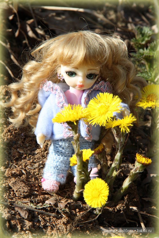 Малышка Hujoo на детской площадке (фото 9)