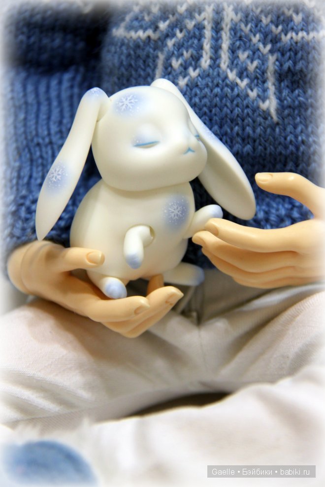 Зимние обновки и новый житель кукло-семейки