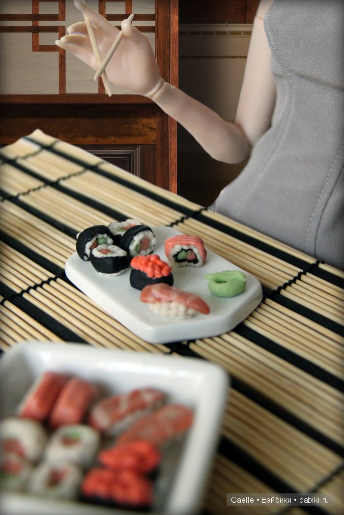 Суши для куклы. Звезда подиума в японском ресторане (фото 2)