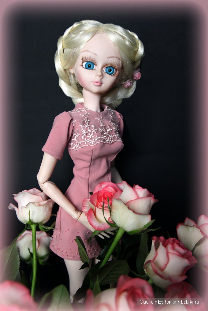 Нежная роза. Платье для куклы "Звезда подиума" (фото 5)