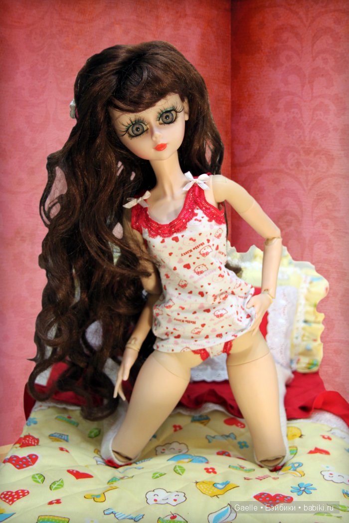 Постельные истории. Белье и пижамка для куклы Звезда подиума (фото 8)