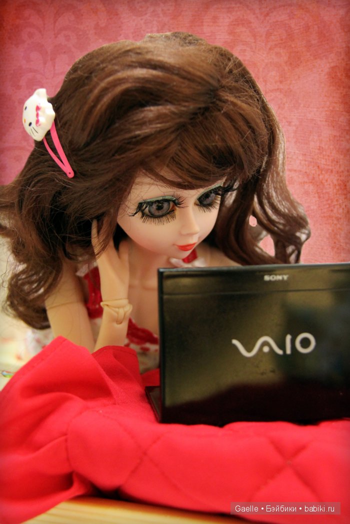 Постельные истории. Белье и пижамка для куклы Звезда подиума (фото 6)