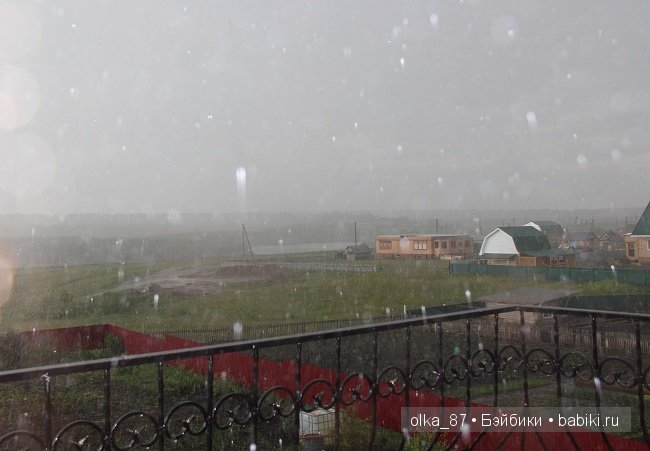 На улице лето...А ко мне приехала такая вот зимняя компания-Снегурочки Готц ( Gotz)