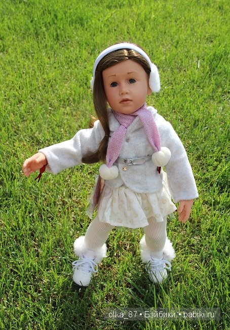 На улице лето...А ко мне приехала такая вот зимняя компания-Снегурочки Готц ( Gotz)