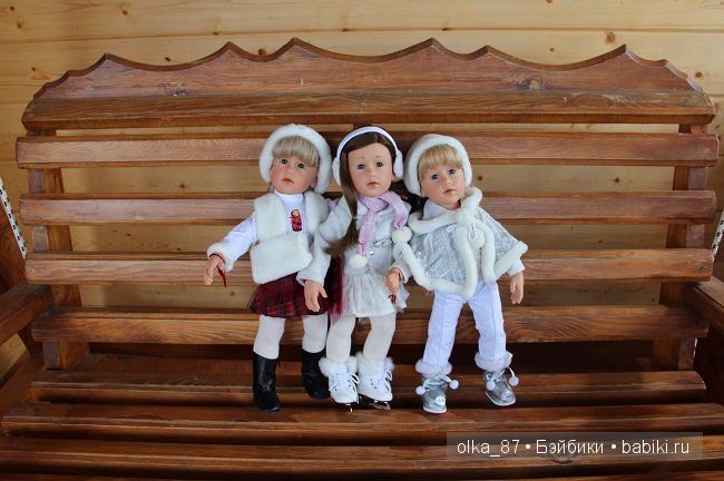 На улице лето...А ко мне приехала такая вот зимняя компания-Снегурочки Готц ( Gotz)