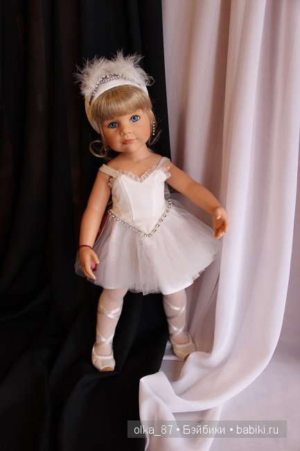 Черное и белое... Лебеди-Claire Gotz 2003 год и Odile Gotz 2004 год