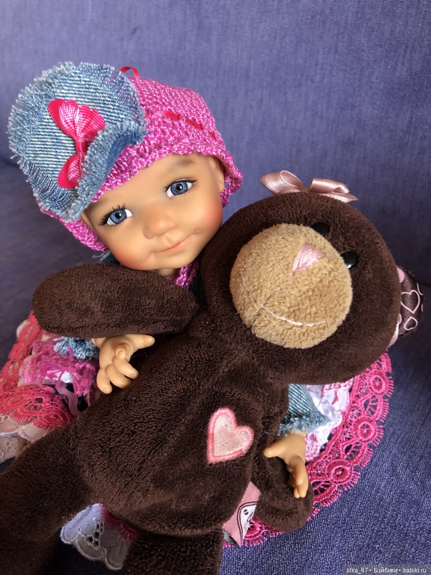Bailey Meadow dolls в наряде от мамочки