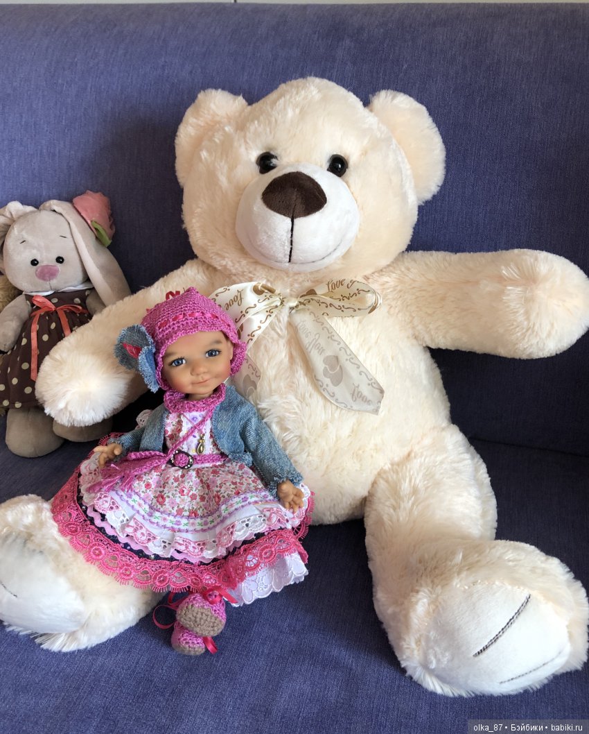 Bailey Meadow dolls в наряде от мамочки
