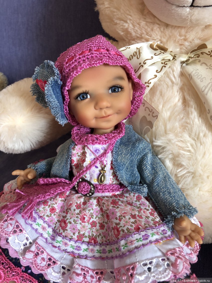 Bailey Meadow dolls в наряде от мамочки