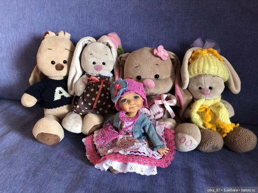Bailey Meadow dolls в наряде от мамочки