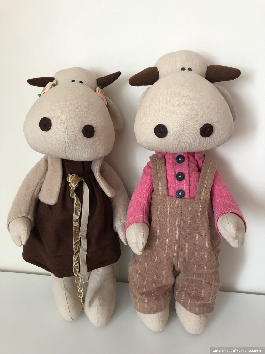 Bailey Meadow dolls в наряде от мамочки