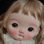 Малышка Tu Niu Chat a Feuilles Studio)