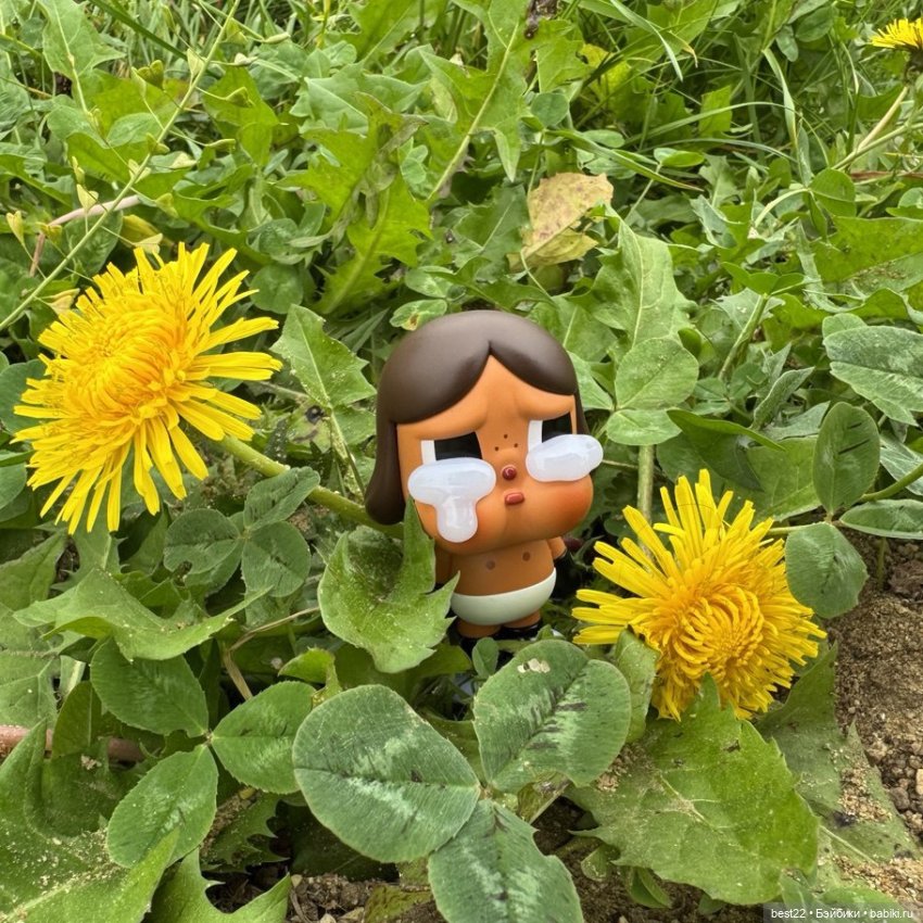 Baby Brown Crying Again — Фигурки Pop Mart (Поп Март): Blind Box (фото 3)