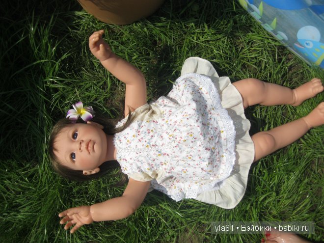 Дачные прогулки моих девочек