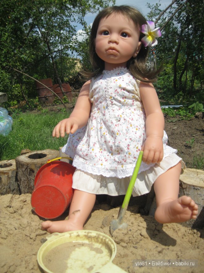 Дачные прогулки моих девочек