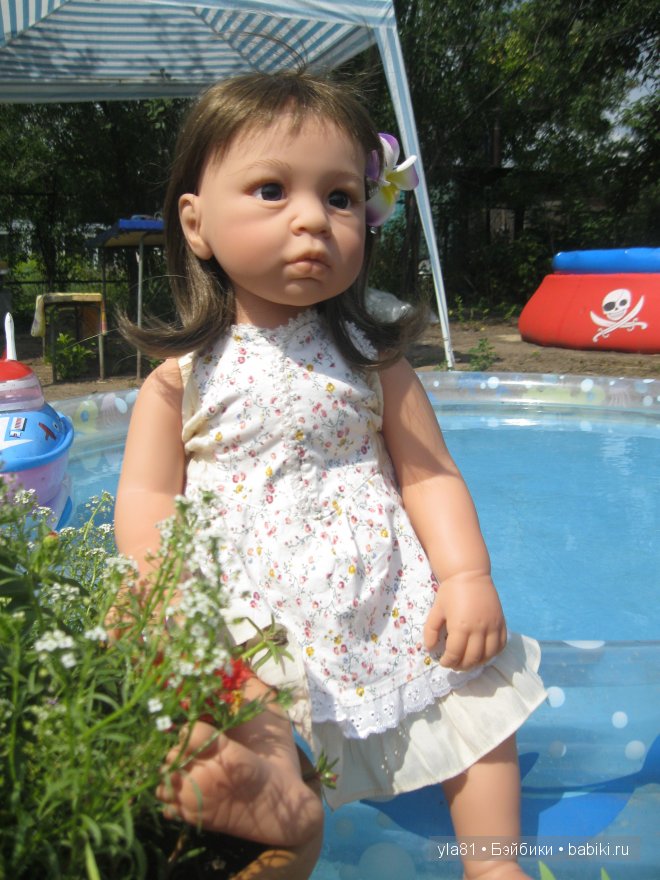 Дачные прогулки моих девочек