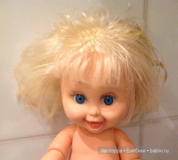 вот такие редкие волосы были у нашей куклы