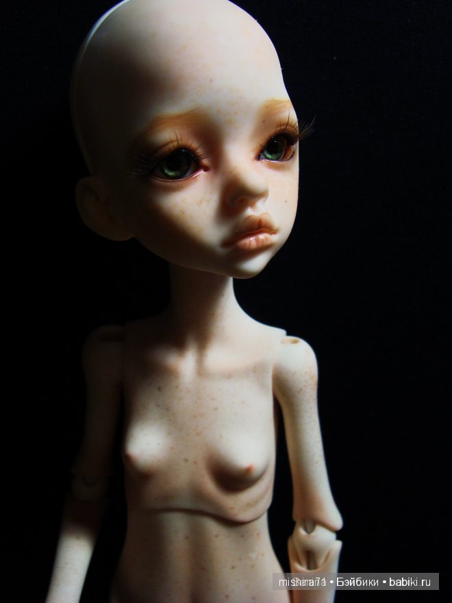 Larina DIM, Doll Chateau