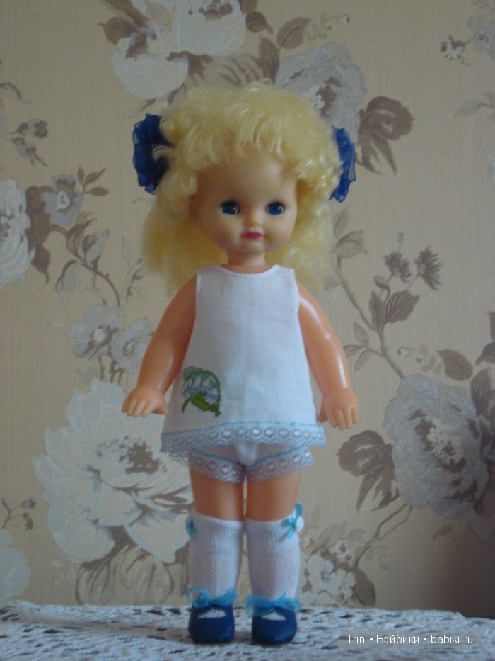 Аня в нижнем белье