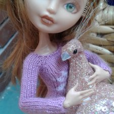 Мисс скромность Элли.