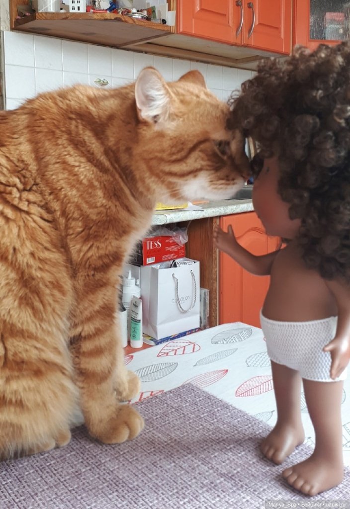 А у нас новенькая — Куклы Nines d'Onil (Нинес): Миа (Mia)