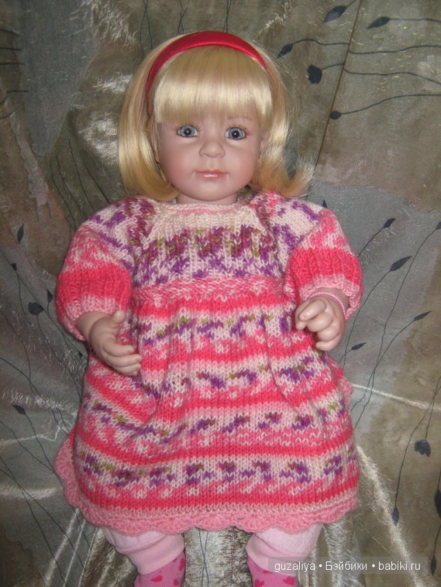 В ожидании связались платья