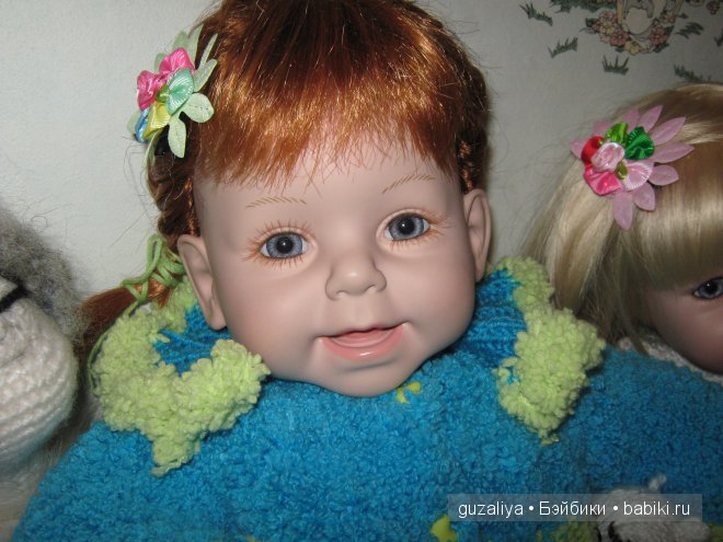 Одеваем Розочку, Adora doll