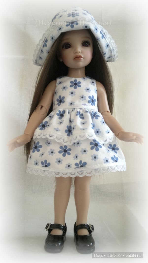 Джоли такая разная - милая, нежная, классная (фото 8)