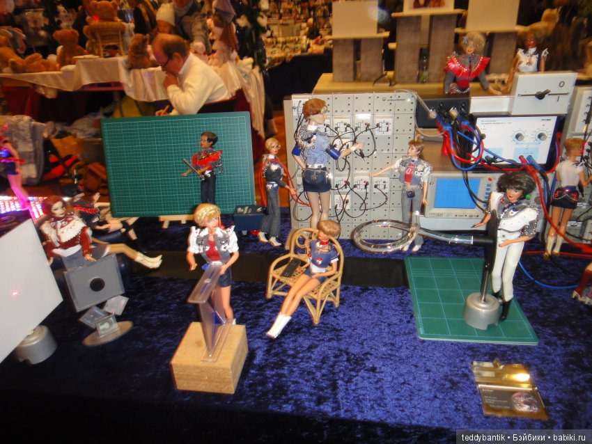 Выставка кукол (включая Вихтелей) в Эшвеге (Eschwege). Германия 2017