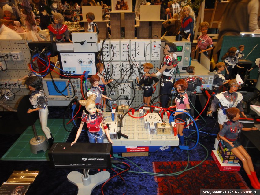 Выставка кукол (включая Вихтелей) в Эшвеге (Eschwege). Германия 2017